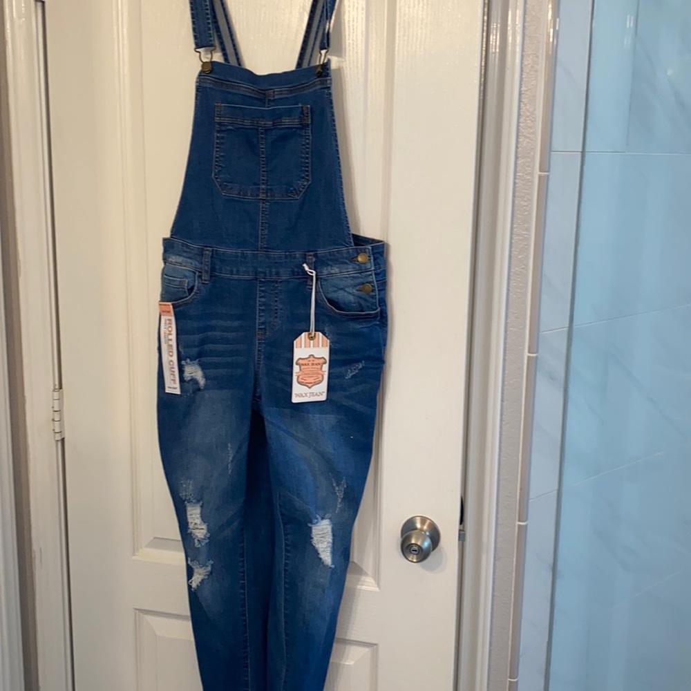 Denim distressed brand new overalls